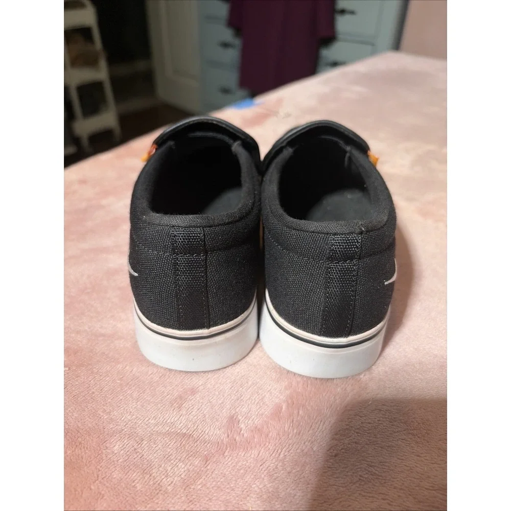 Nike Women's/Girls Court Royale AC Slip-On Black White Canvas Shoes Sz 5